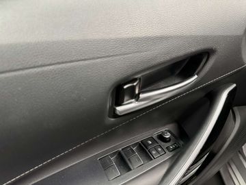 Car image 31