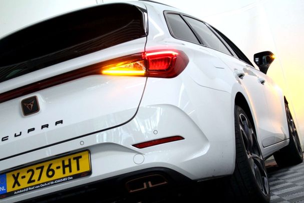 Cupra Leon ST e-Hybrid 180 kW image number 25