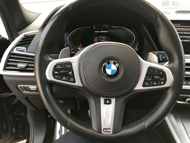 BMW X5 M 50i xDrive 390 kW image number 15