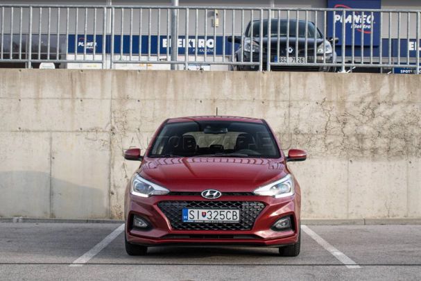 Hyundai i20 1.2 Style 62 kW image number 2