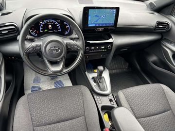 Car image 14