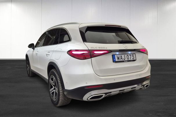 Mercedes-Benz GLC 300 e 4Matic 233 kW image number 4