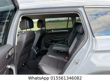 Car image 34