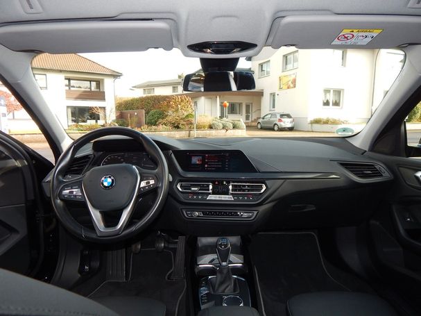 BMW 118i 103 kW image number 13