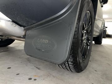 Car image 42