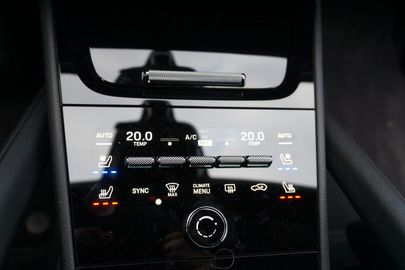 Car image 33