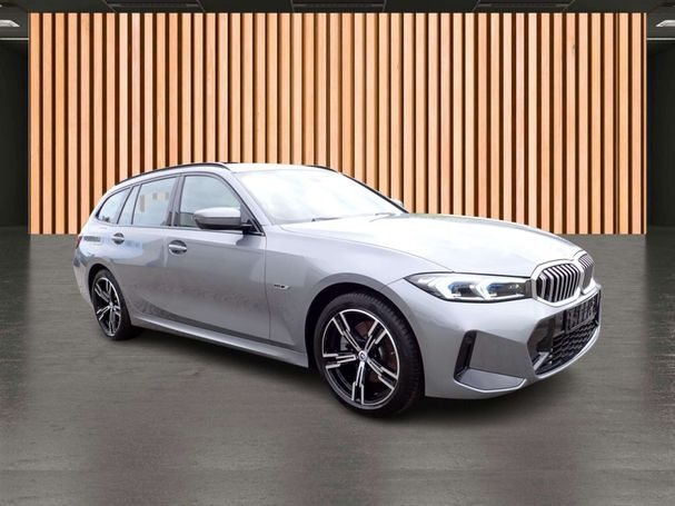 BMW 330e Touring 215 kW image number 14