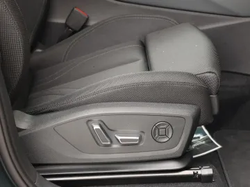 Car image 41
