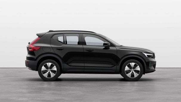 Volvo XC40 B3 Essential 120 kW image number 4