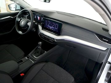 Car image 25