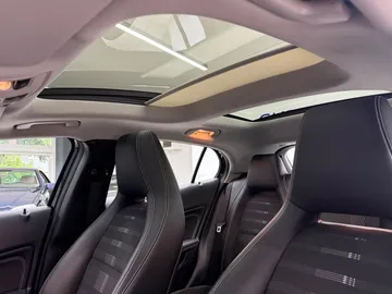 Car image 31