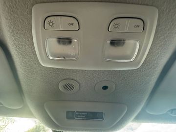 Car image 30