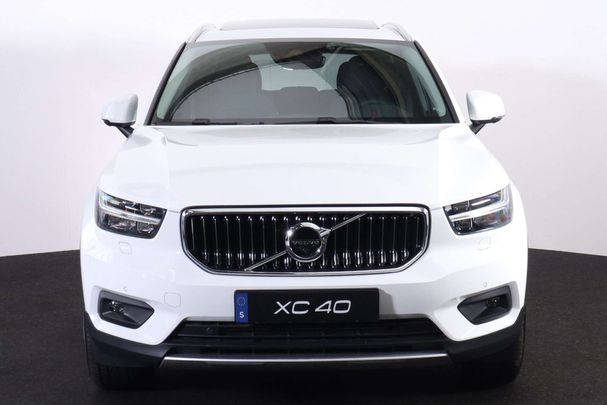 Volvo XC40 Recharge T4 155 kW image number 2