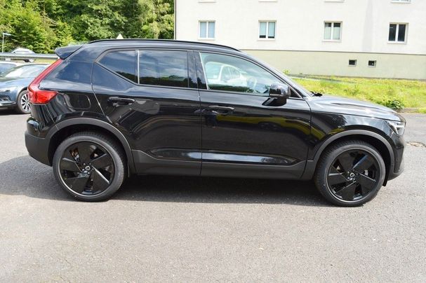 Volvo XC40 B4 Ultra Black Edition 145 kW image number 6