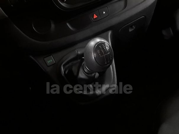  Renault Trafic Energy dCi 145 107 kW image number 18