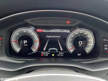 Car image 32