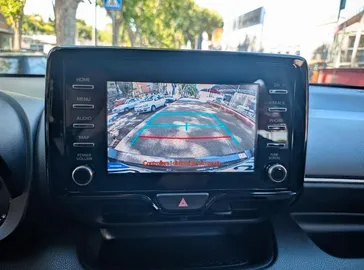 Car image 15
