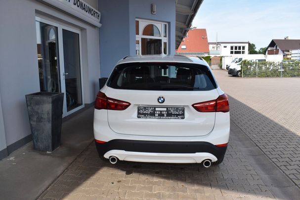 BMW X1 xDrive20d Advantage 140 kW image number 7