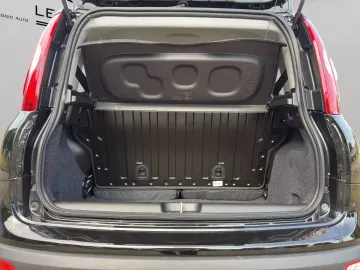 Car image 23