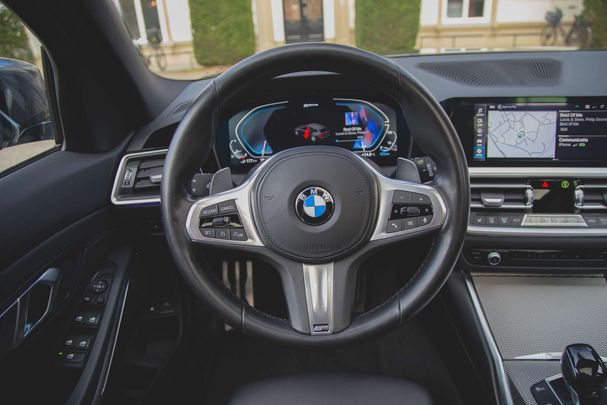 BMW 330e Touring M Sport 215 kW image number 20