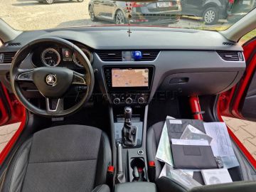 Car image 37