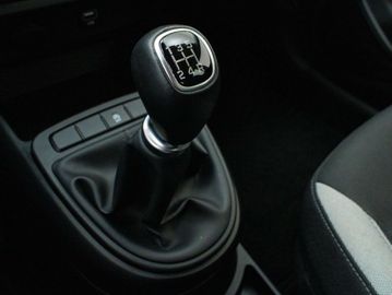 Car image 36