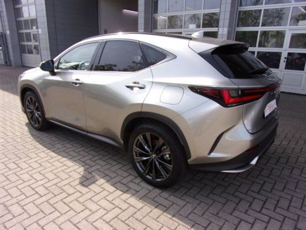 Lexus NX 450 h 225 kW image number 4