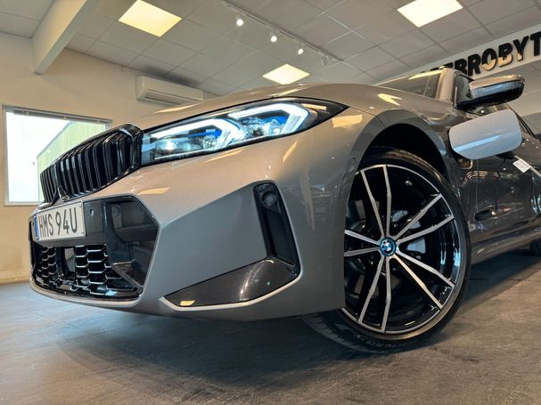 BMW 330 e Touring xDrive 216 kW image number 6