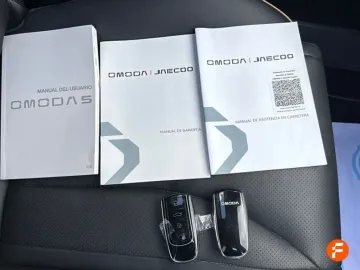 Car image 23