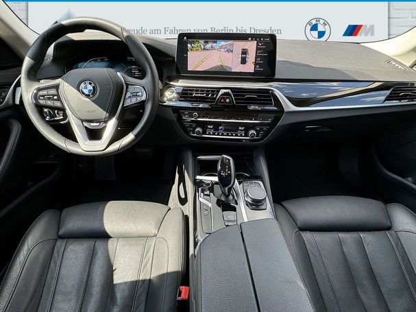 BMW 520d Touring 140 kW image number 9