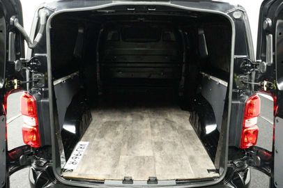 Car image 36