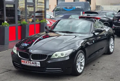 Car image 4
