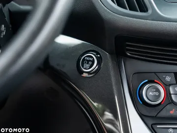 Car image 40