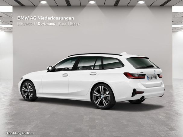 BMW 330i Touring xDrive 190 kW image number 6