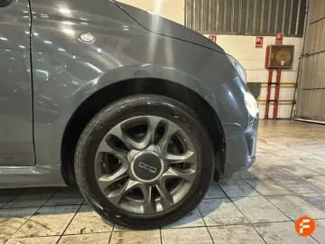 Car image 24