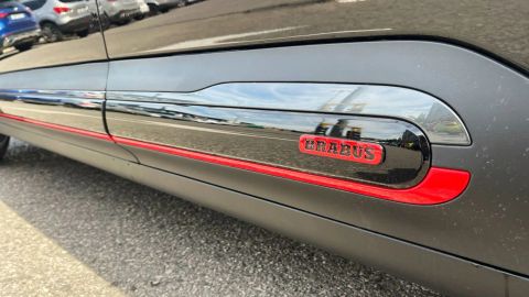 Car image 27