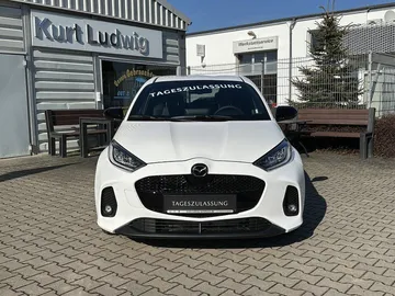Car image 3