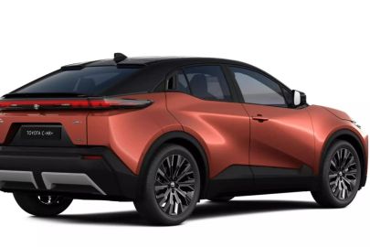 Car image 3