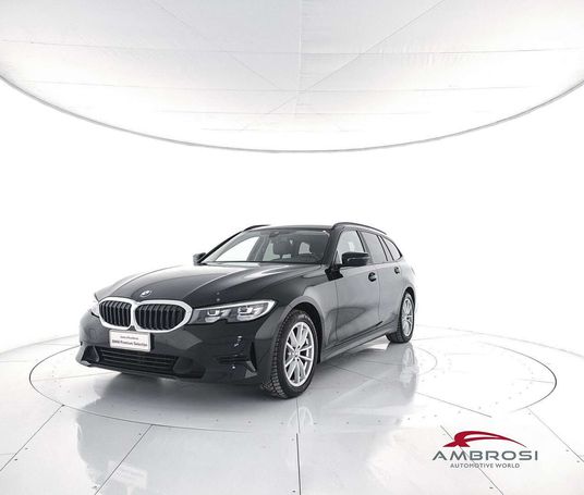 BMW 320d Touring xDrive 140 kW image number 1