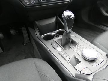 Car image 37