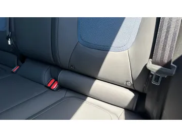 Car image 48