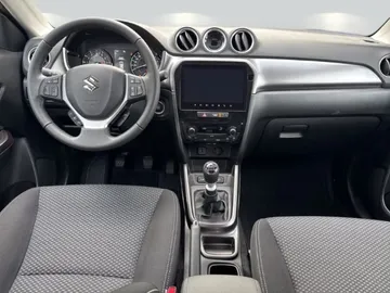 Car image 5