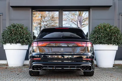Car image 33