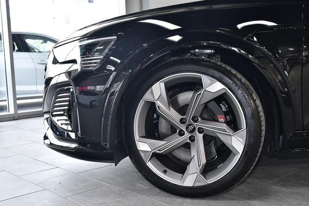 Audi SQ8 quattro e-tron Sportback 370 kW image number 7