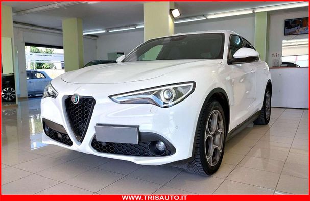 Alfa Romeo Stelvio 2.2 118 kW image number 1