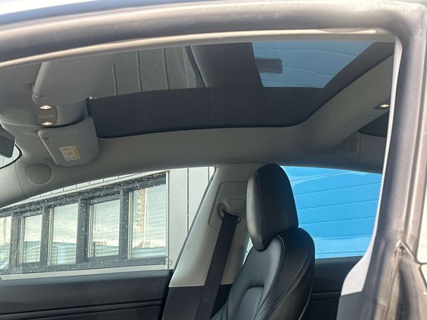 Tesla Model 3 60 Plus 175 kW image number 12