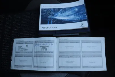 Car image 38