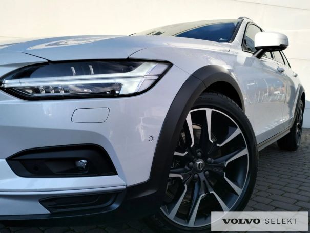 Volvo V90 Cross Country AWD 145 kW image number 30