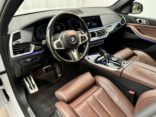 BMW X5 xDrive 250 kW image number 11