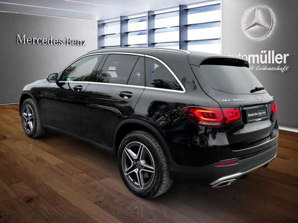 Mercedes-Benz GLC 300 de 225 kW image number 7